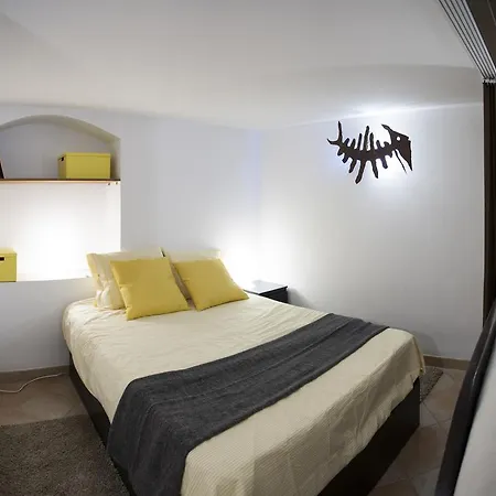 Apartman Stayingirona. Apartamento Cava